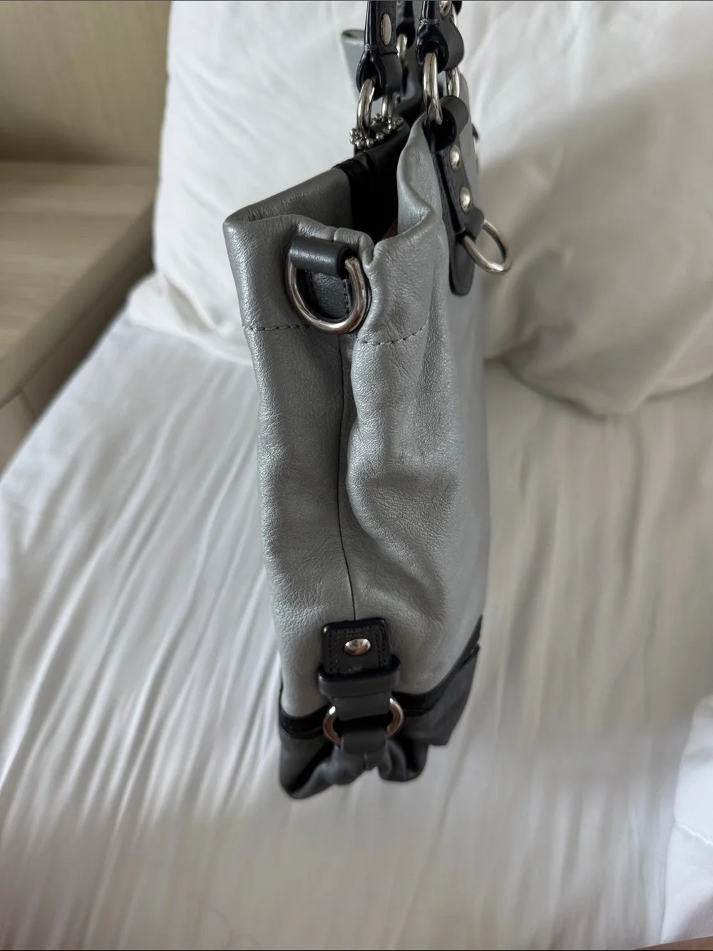 Coach Ashely spectator satchel crossbody bag purse with hangtag 2012